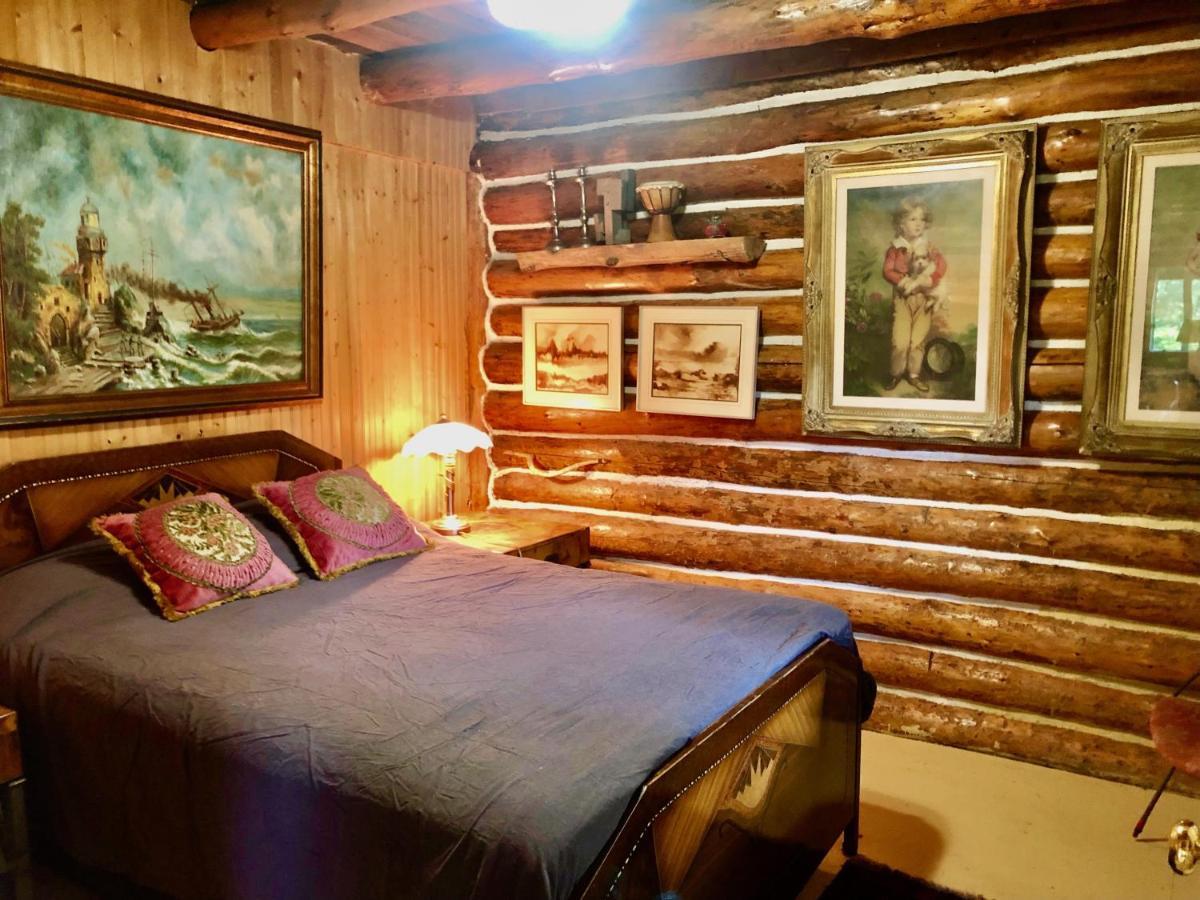 Chalet En Bois Rond Mauricie Сент-Алексис-де-Мон Экстерьер фото